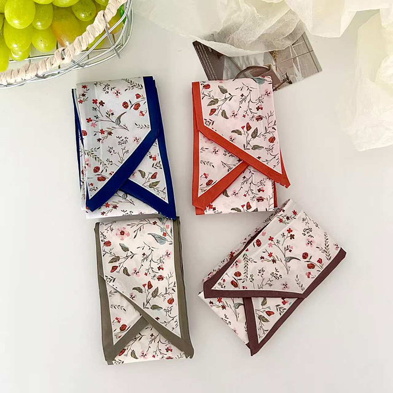 ผ้าพันคอไหมซาตินลายดอกไม้สไตล์ - Silk Neck Scarf บทวิจารณ์และราคา